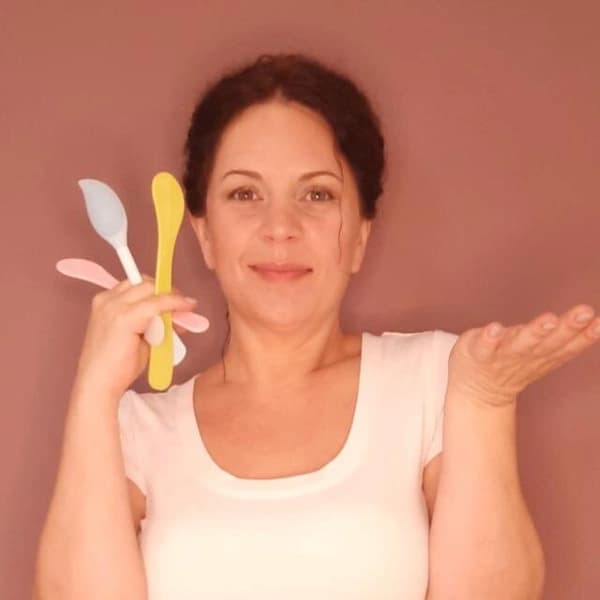 Polaroid photo showing עולם ההרמוניה